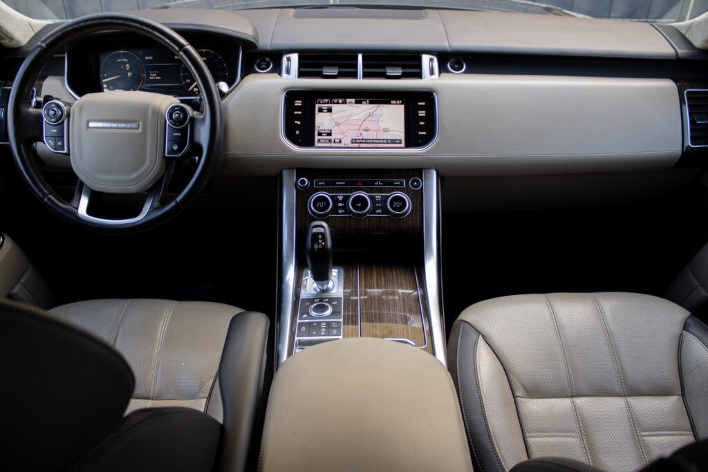 Range Rover Sport Autobiography