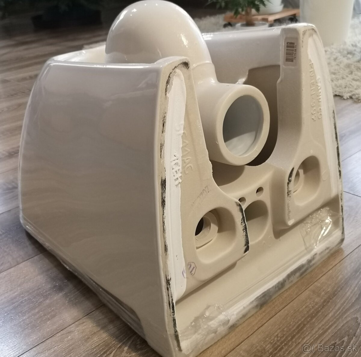 Predám závesnú WC misu so sedátkom - 4