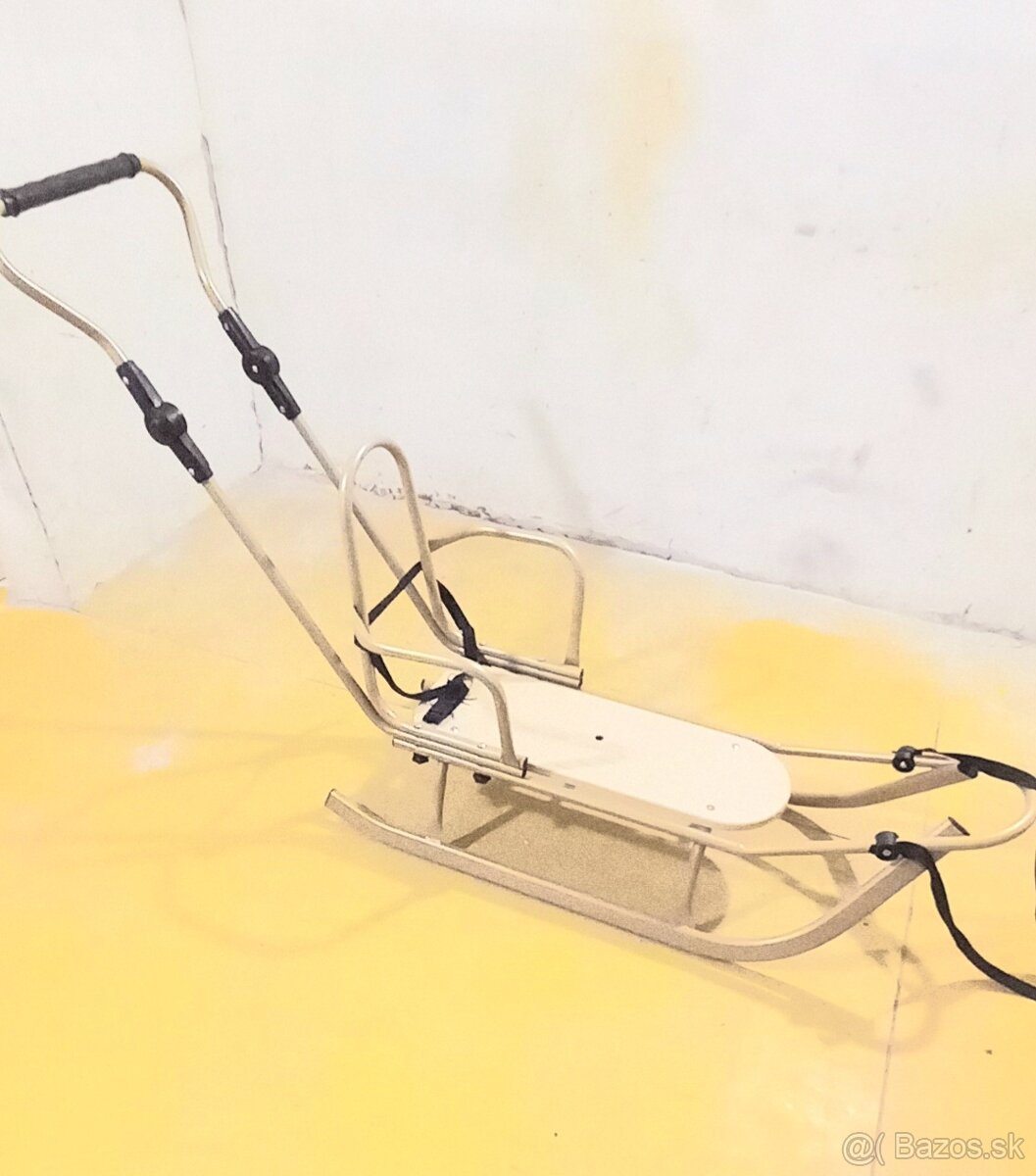 Detské sánky s fusakom. - 4