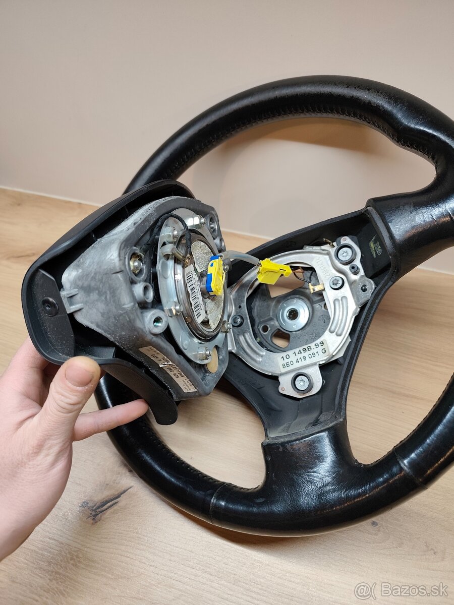 Kožený volant třiramenný na AUDI A4/ A3 - 4