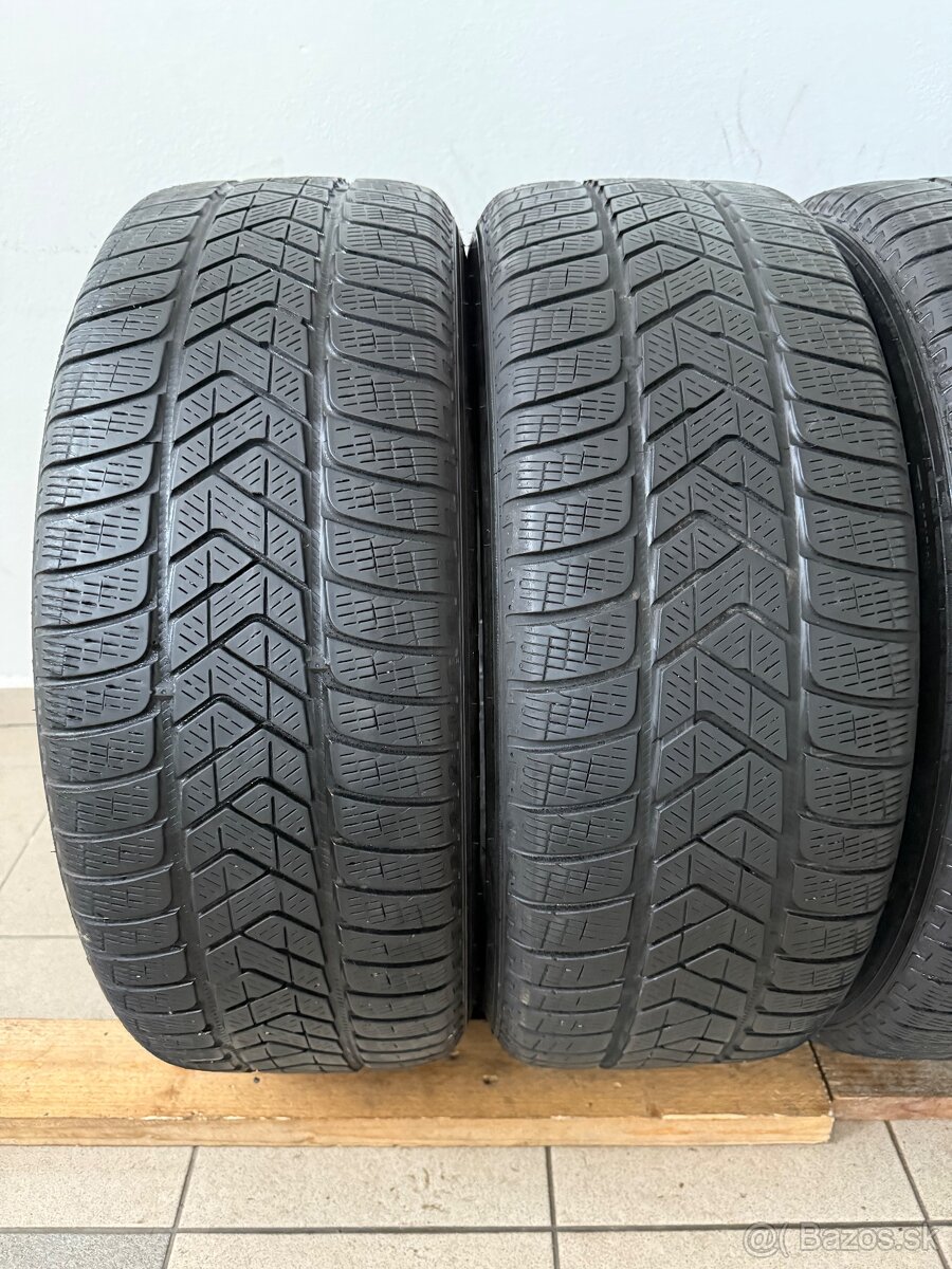 Zimné pneumatiky 235/60/18 Pirelli Scorpion Winter MO - 4