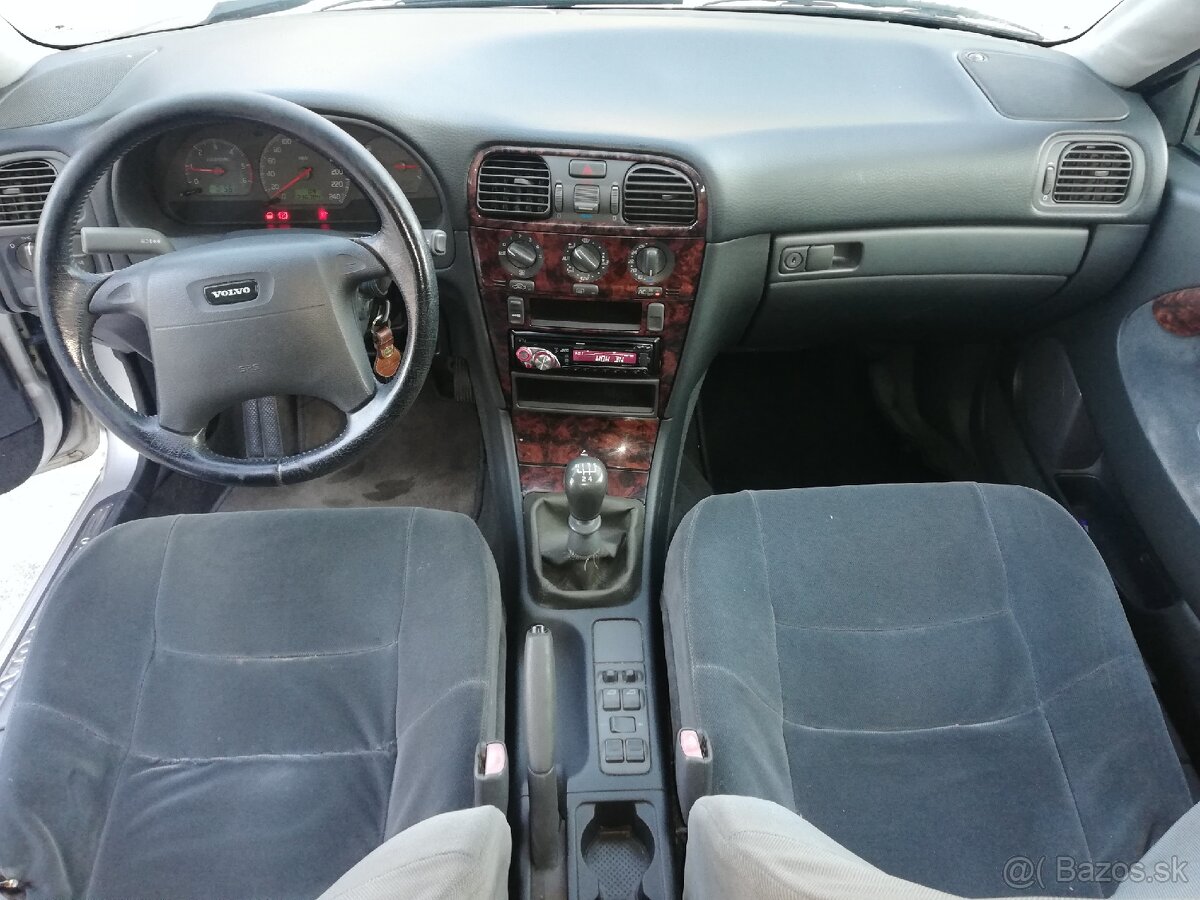 Volvo V40 diely - 4