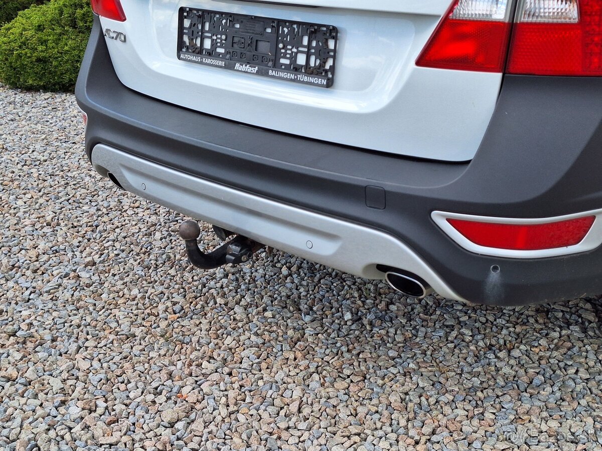 Volvo XC70, D5 AWD MANUÁL - 4