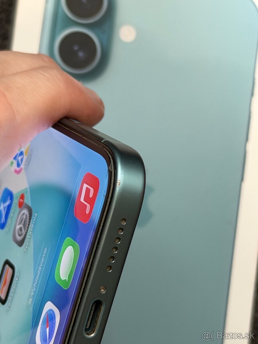 Apple iPhone 16 Plus 128GB Teal - 4