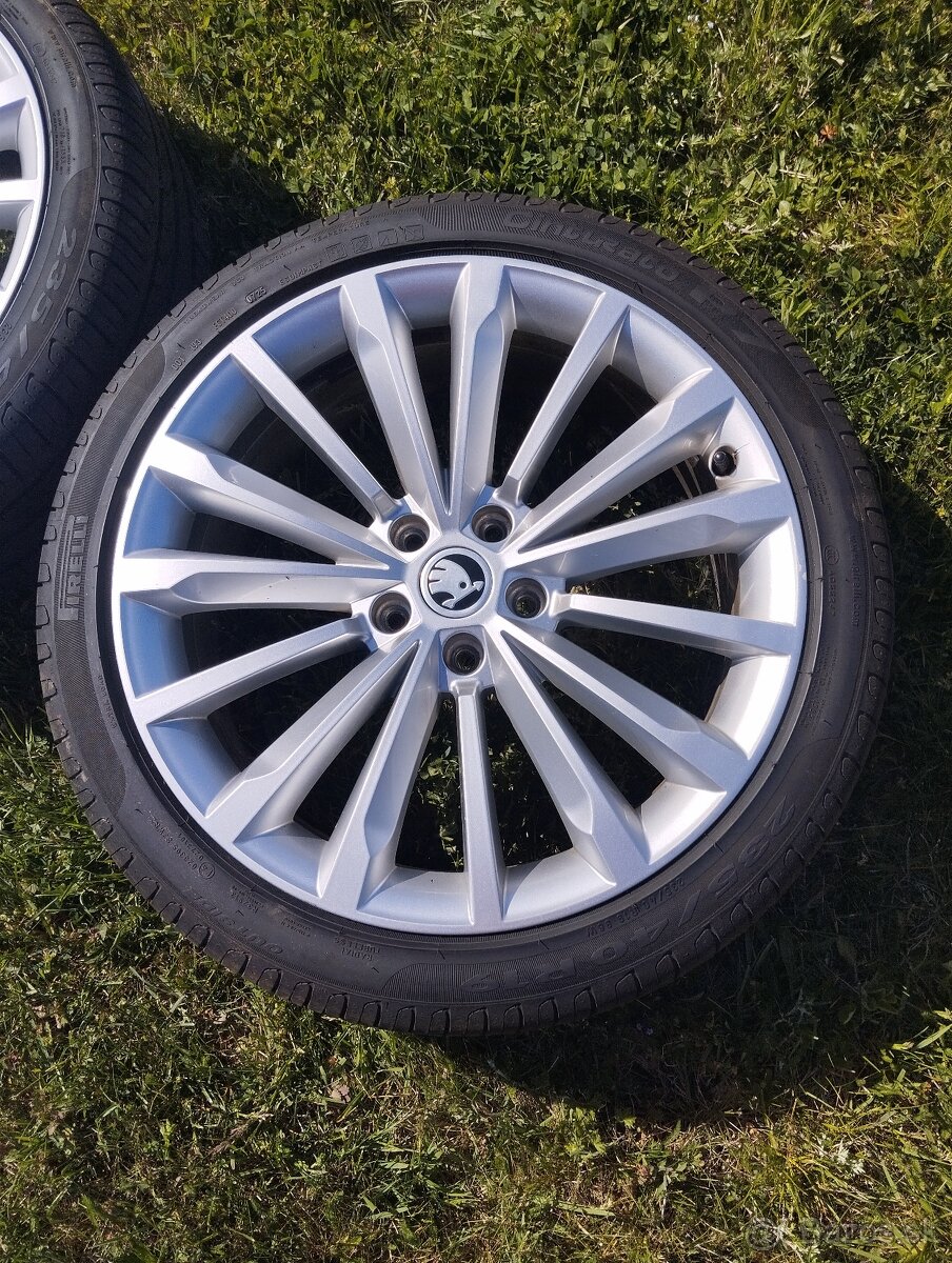 5x112 R19 Originál Škoda Superb 3 Trinity - 4