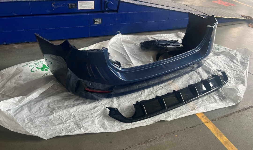 Narazniky na bmw g21 - 4