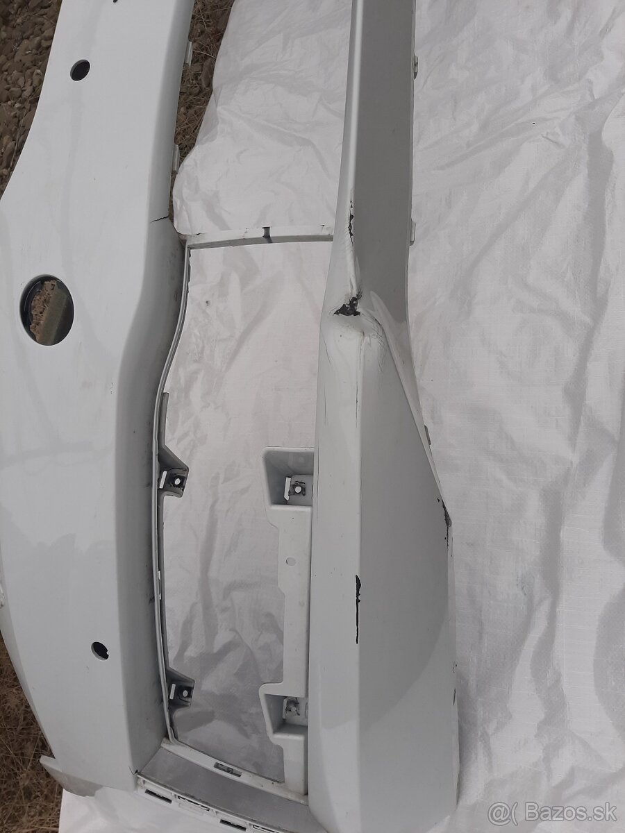 Predný nárazník Škoda Superb Lift - 4