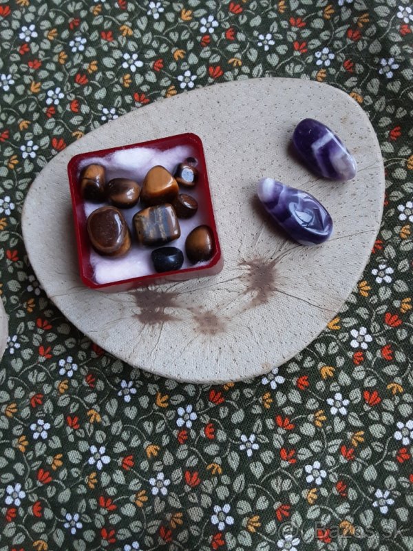 Predaj šperkov a polodrahokamov - 4