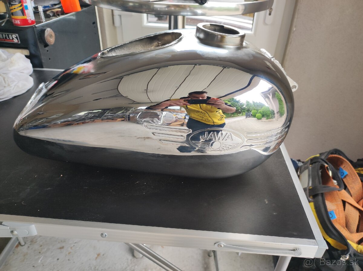 Nádrž Jawa Perák Komunista Zbrojovka FJ - 4