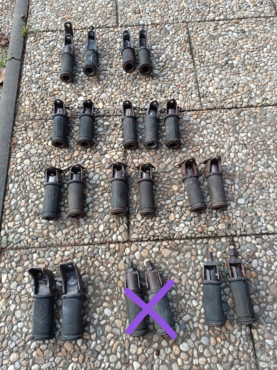 Stupačky spolujezdce - Jawa ČZ - 4