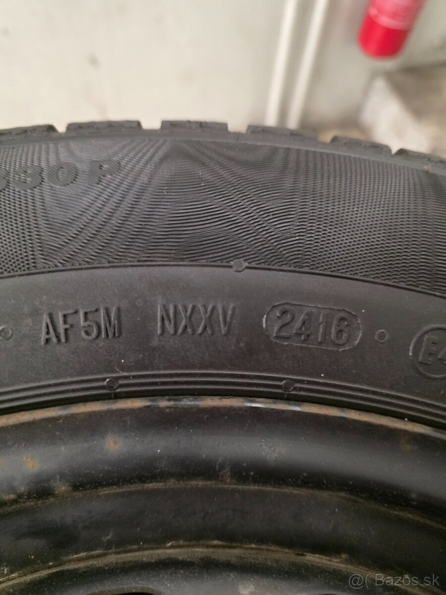 215/60R16 - 4