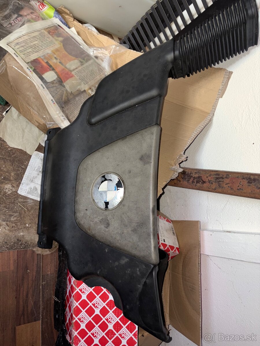 Kryty motorov BMW e46 320d 320i - 4