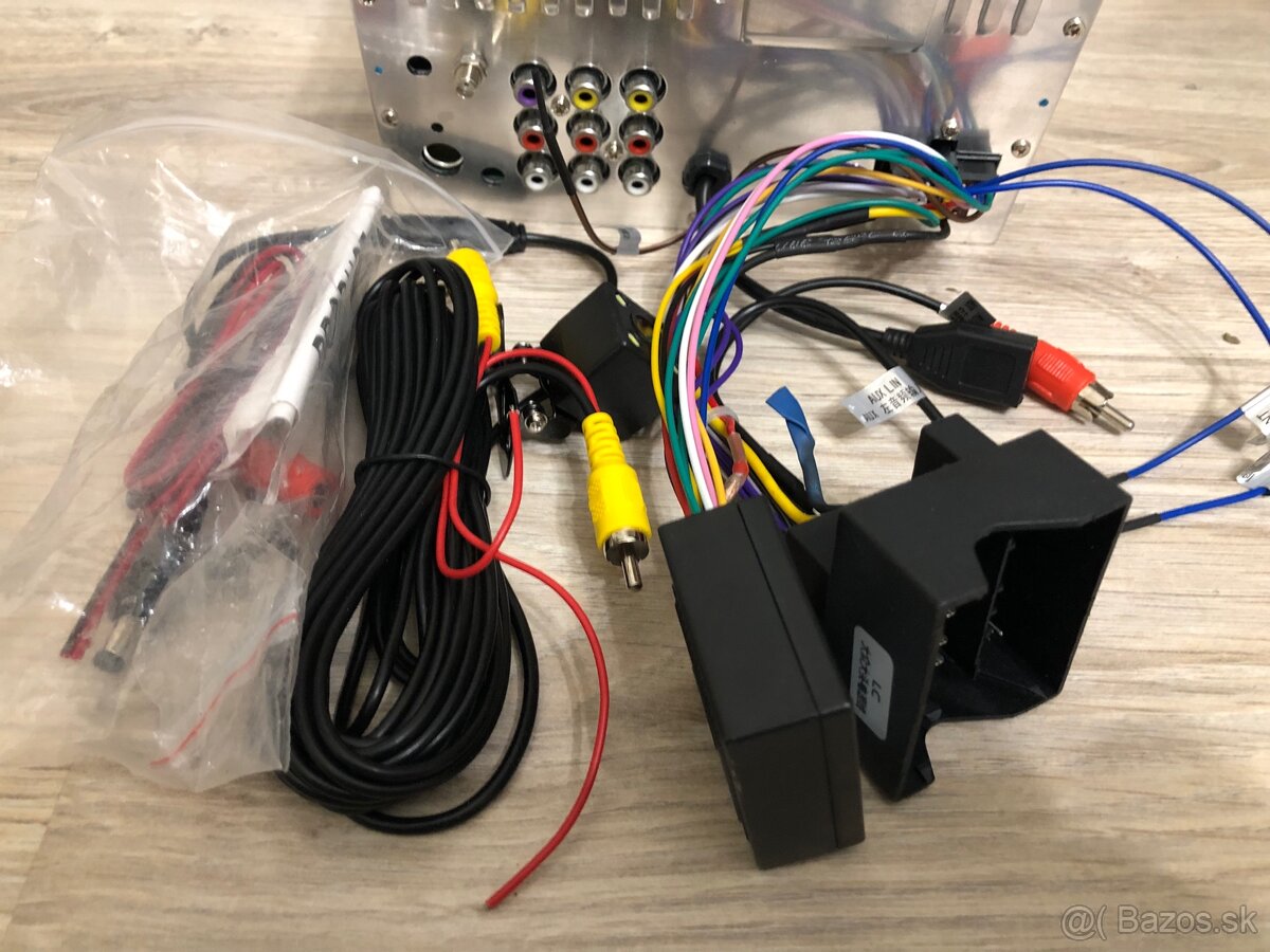 2 DIN autorádio - 4