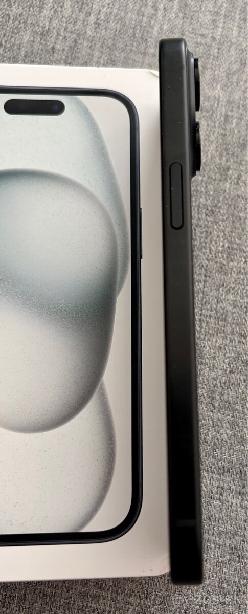 iPhone 15 Black 128 GB - 4