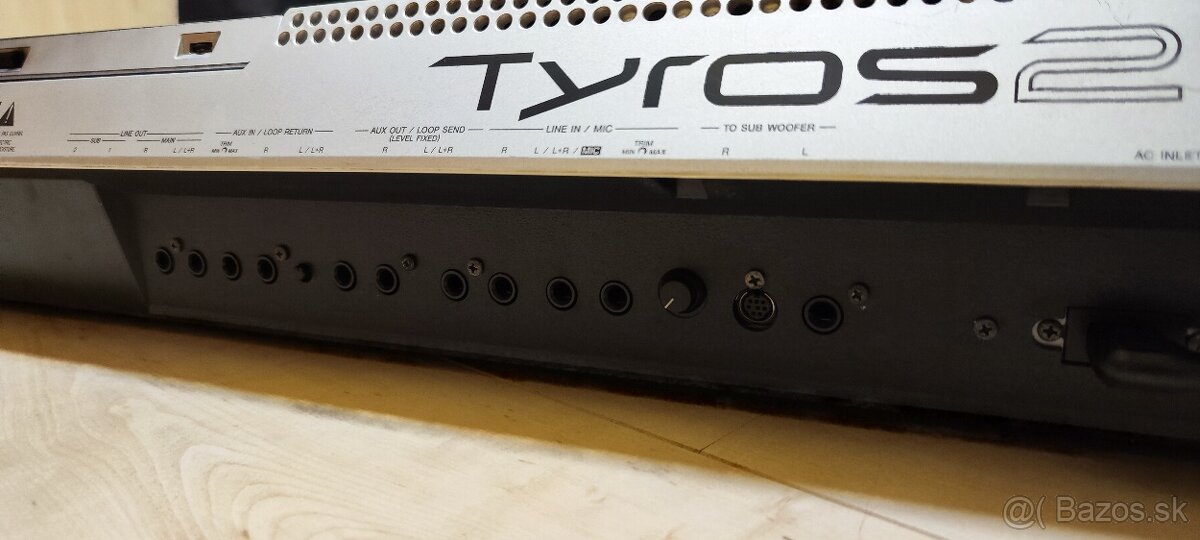 YAMAHA TYROS 2 - 4