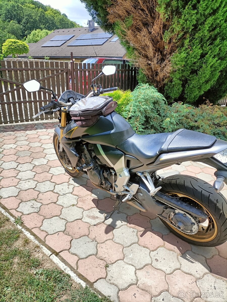 Honda CB1000R - 4