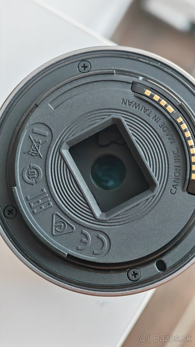 Canon RF-S 18-45mm - 4