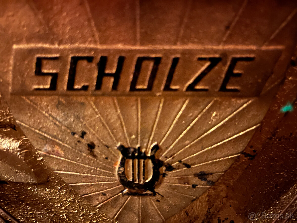 Klavír SCHOLZE - 4
