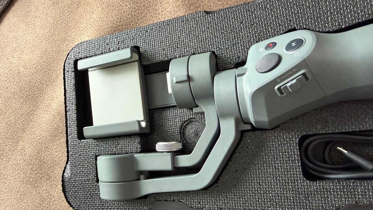 DJI Osmo Mobile stabilizátor - 4