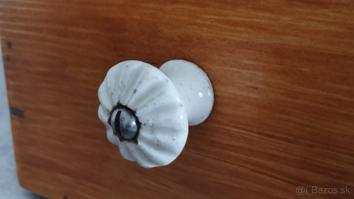 Kupecký mlyncek na kávu Leinbrock IDEAL no.2 s rumpálem - 4