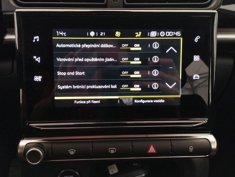 Citroën C3 1,2 PureTech Shine - rok 2022 - 4