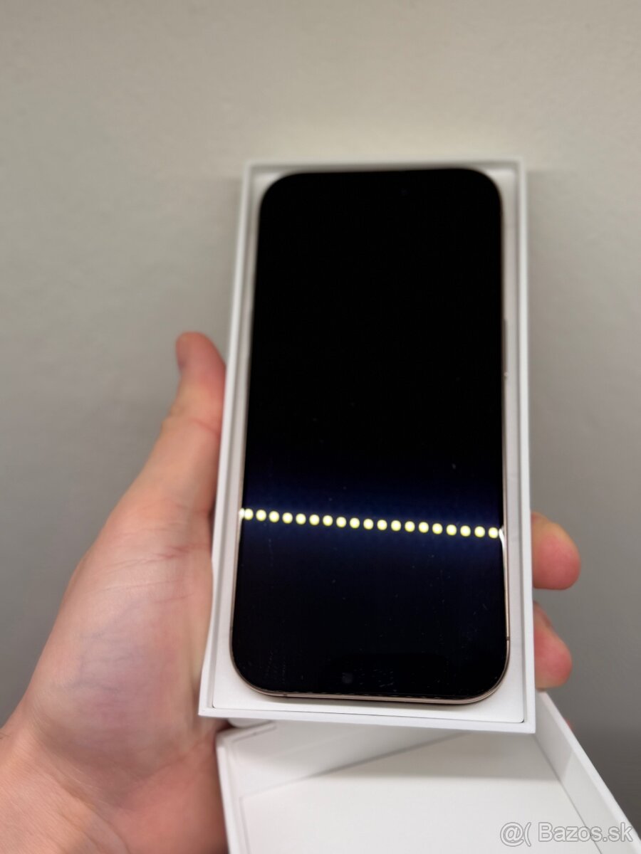 iPhone 16 Pro 512GB Desert titanium - 4