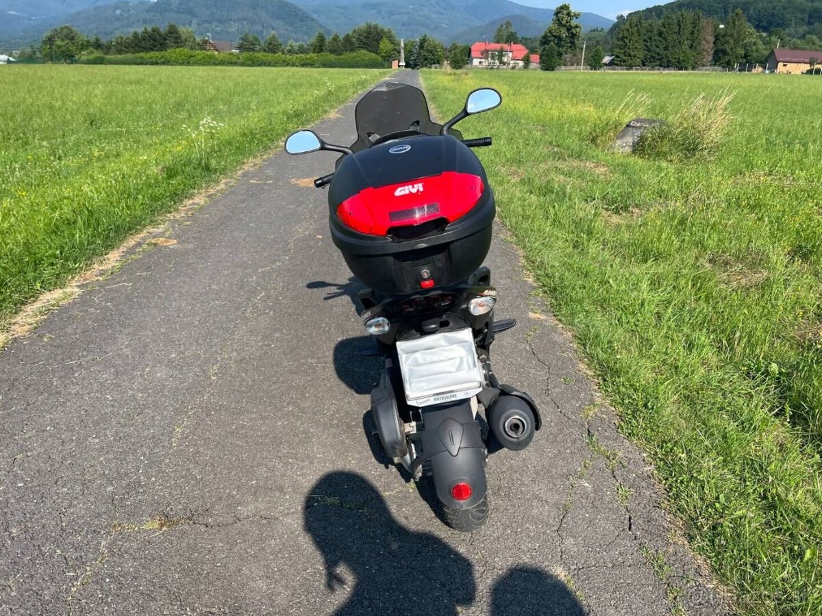 Gilera Runner 200 ST - 4