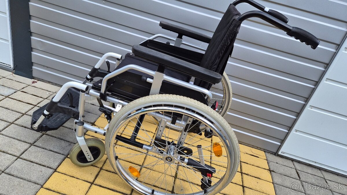 invalidny vozík 46cm - 4
