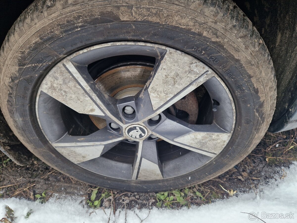 5x112 r17, Škoda Octavia Scout 3 - 4