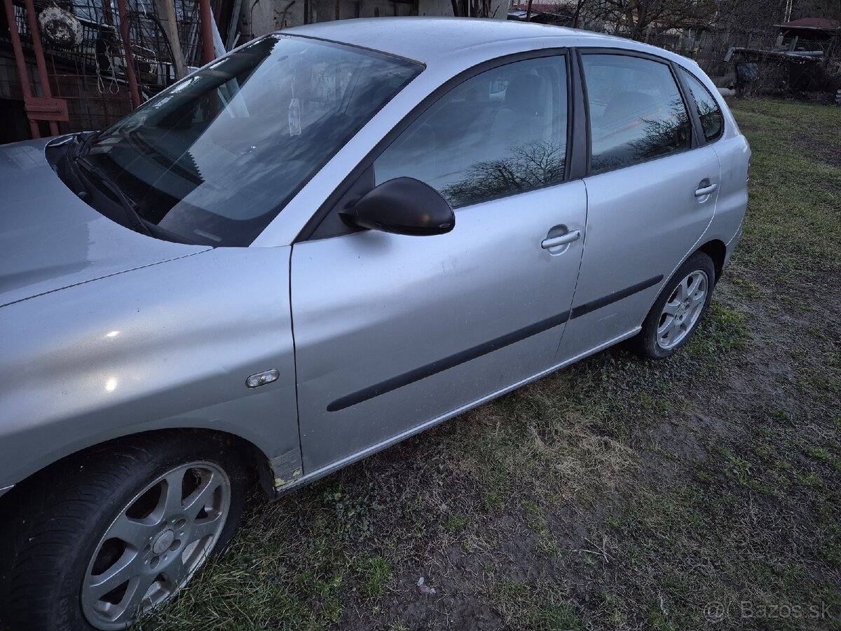 Rozpredam seat ibiza 1.4 - 4