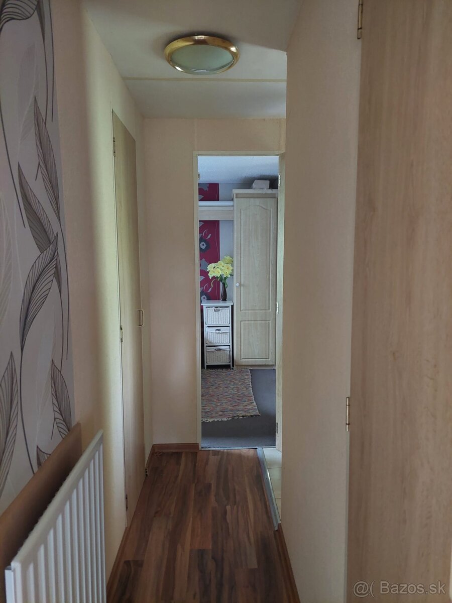 Mobilheim - chalupa neďaleko od Nitry. Nitr. Hrnčiarovce - 4