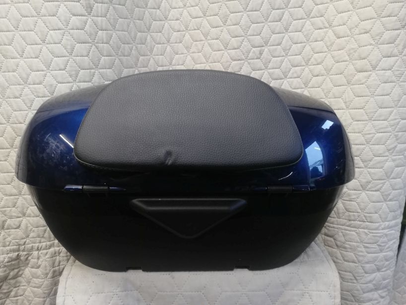 Moto kufor top case PIAGGIO - 4