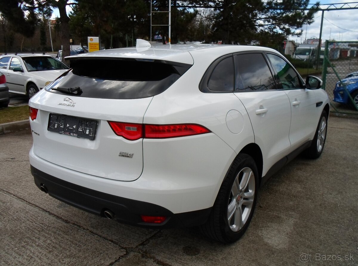 Jaguar F-Pace 2.0D I4 240k Prestige AWD A/T - 4