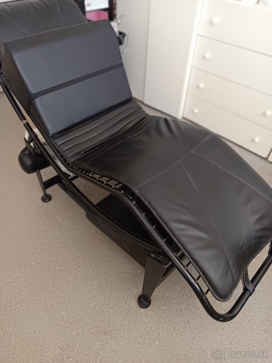 Vybavenie do salónu - 4