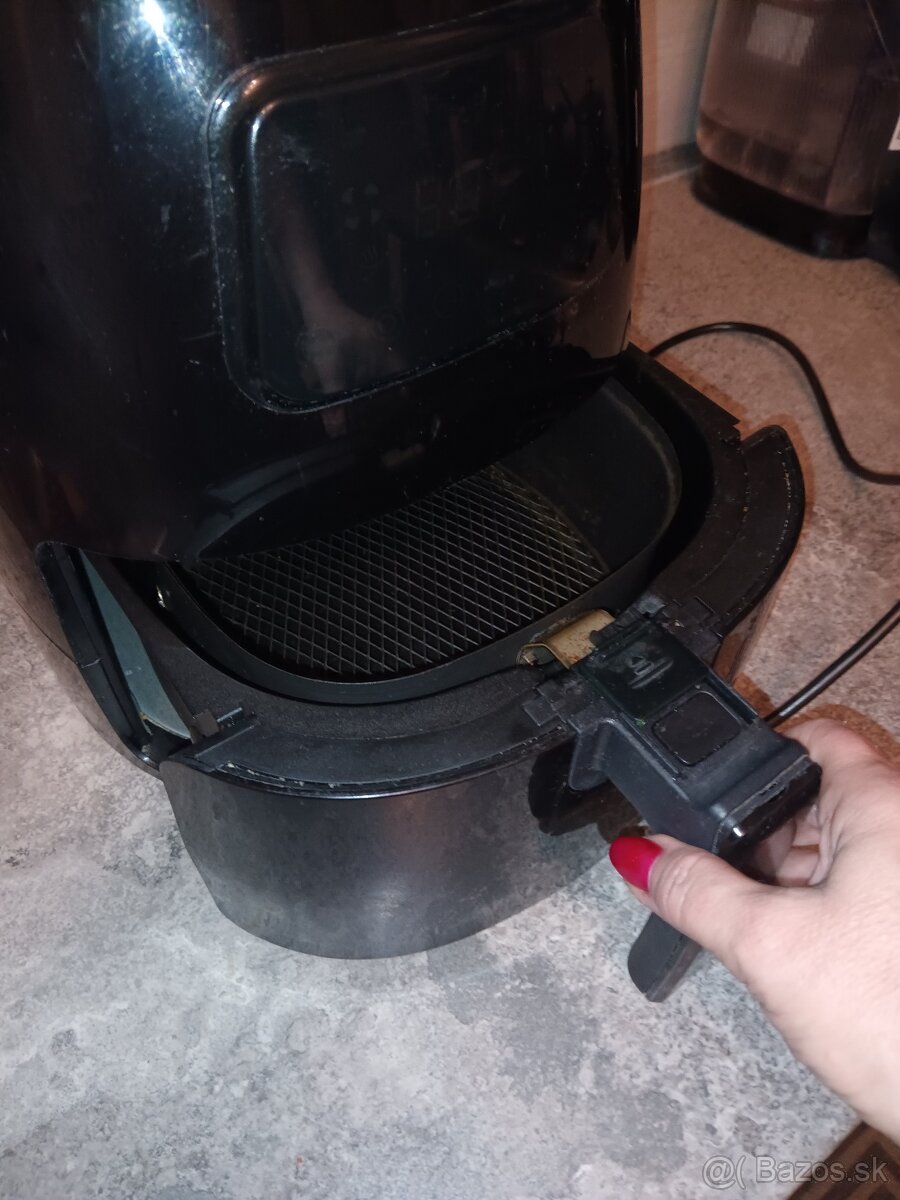 Teplovzdušná fritéza - 4