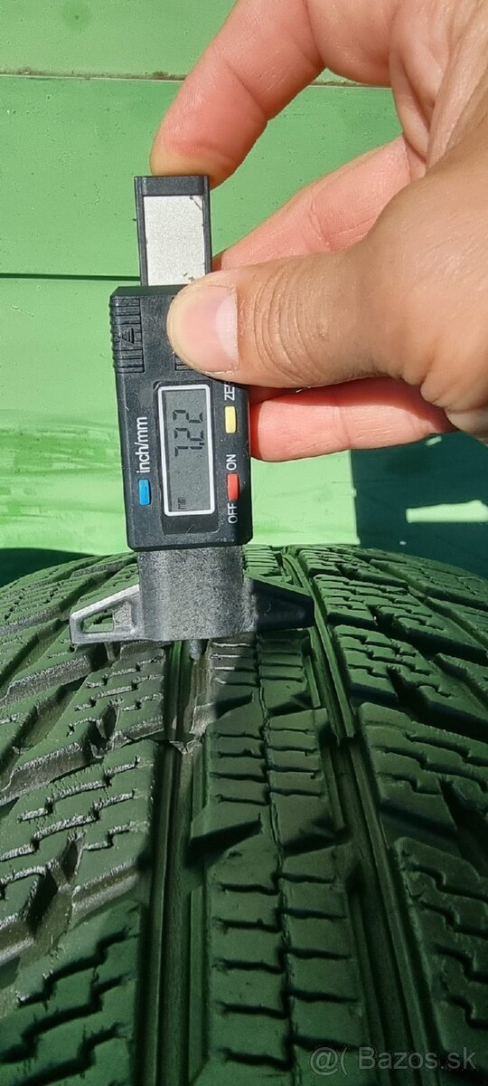 Zimné pneumatiky Nokian 215/70R16 - 4