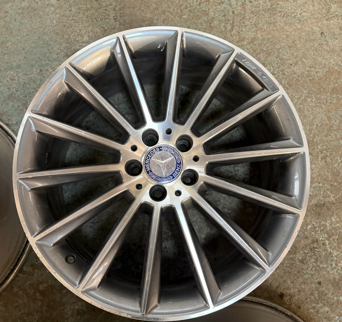 Originál Mercedes-Benz R20 AMG - 4