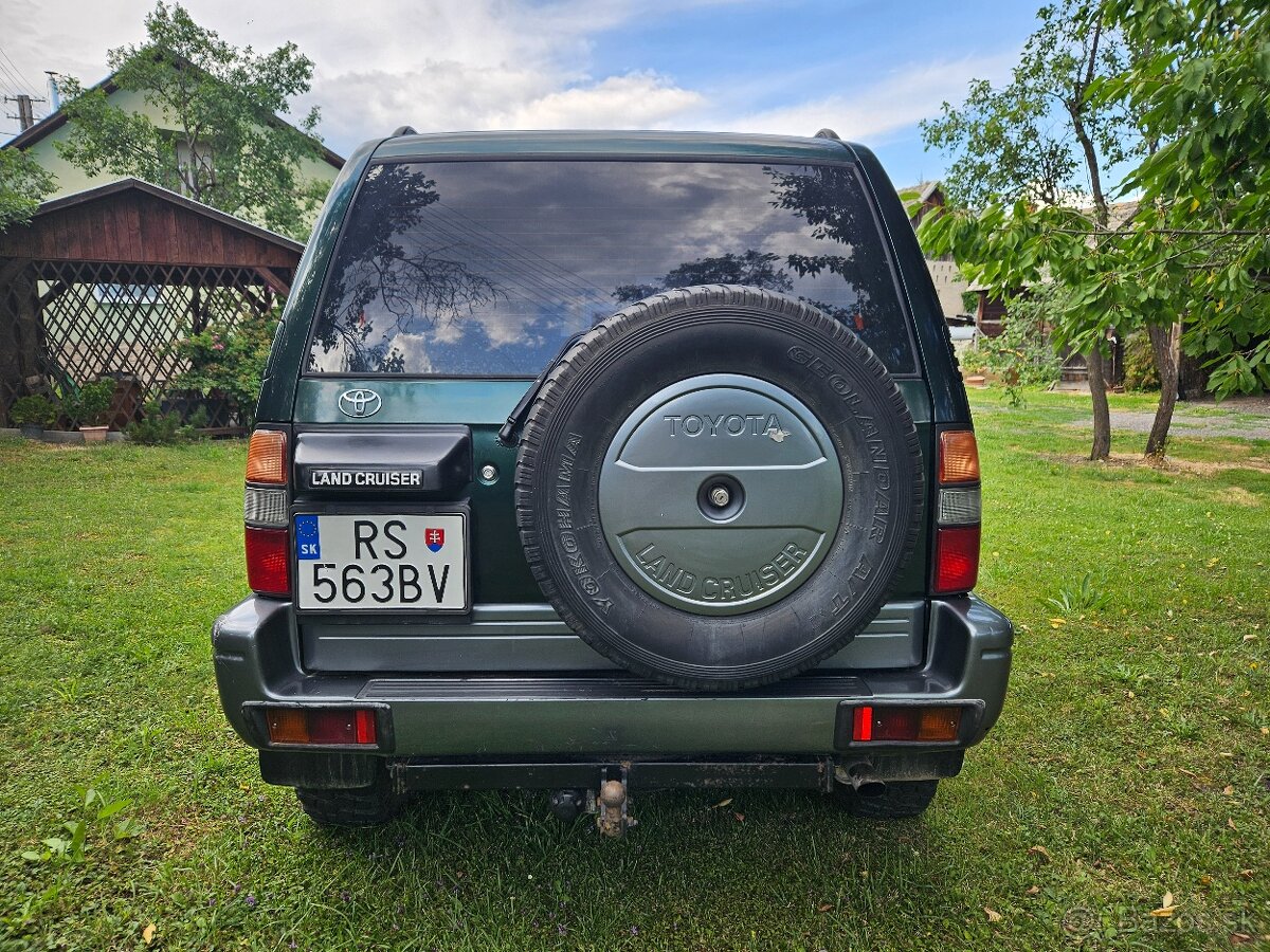 Toyota Land Cruiser 90
