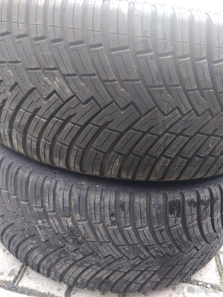 235/45 R18 - 4