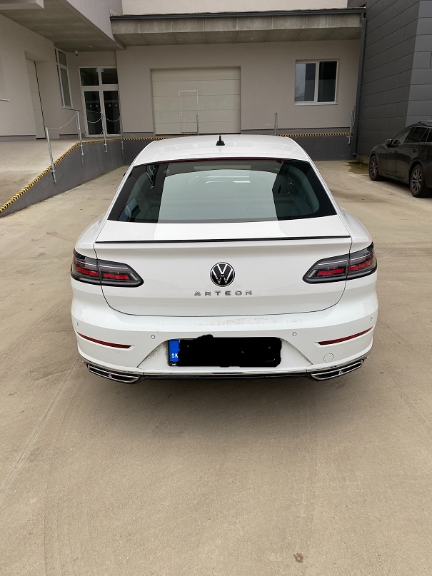 Predám Volkswagen Arteon 2,0tdi 147kw R-line - 4