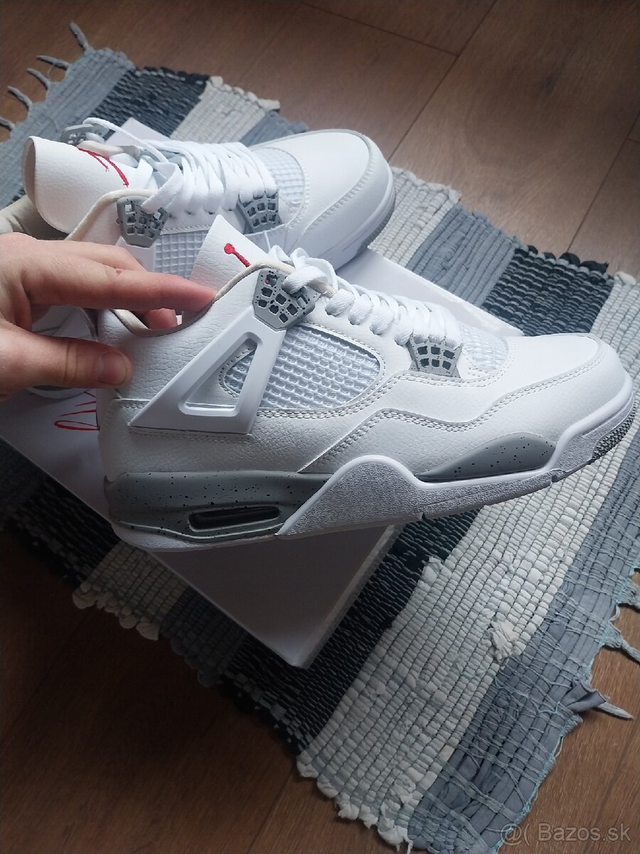 Jordan 4 Retro White Oreo - 4