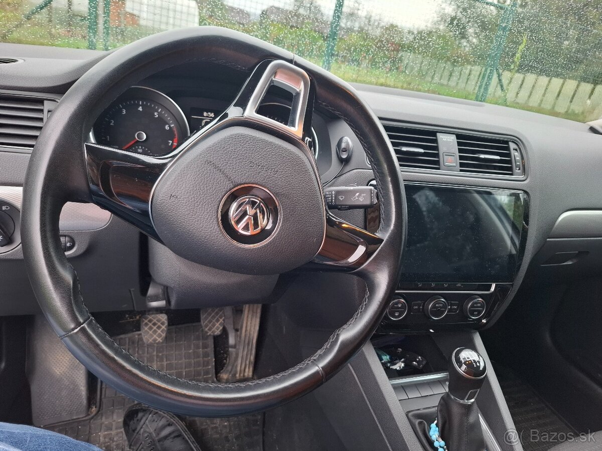 Volkswagen Jetta 1.2 tsi 16v - 4