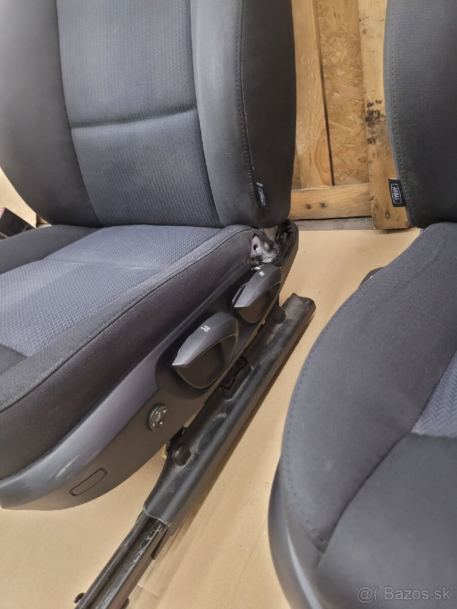Sedadlá BMW - 4