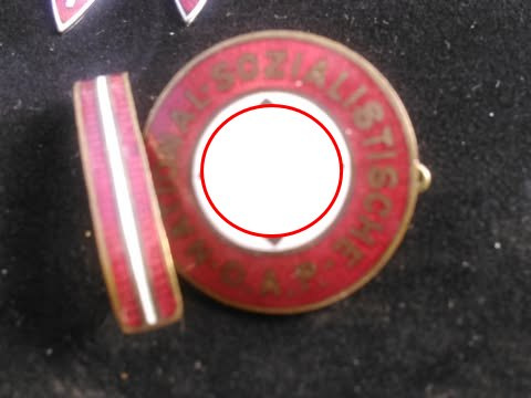 vojenske odznaky 1 - 4