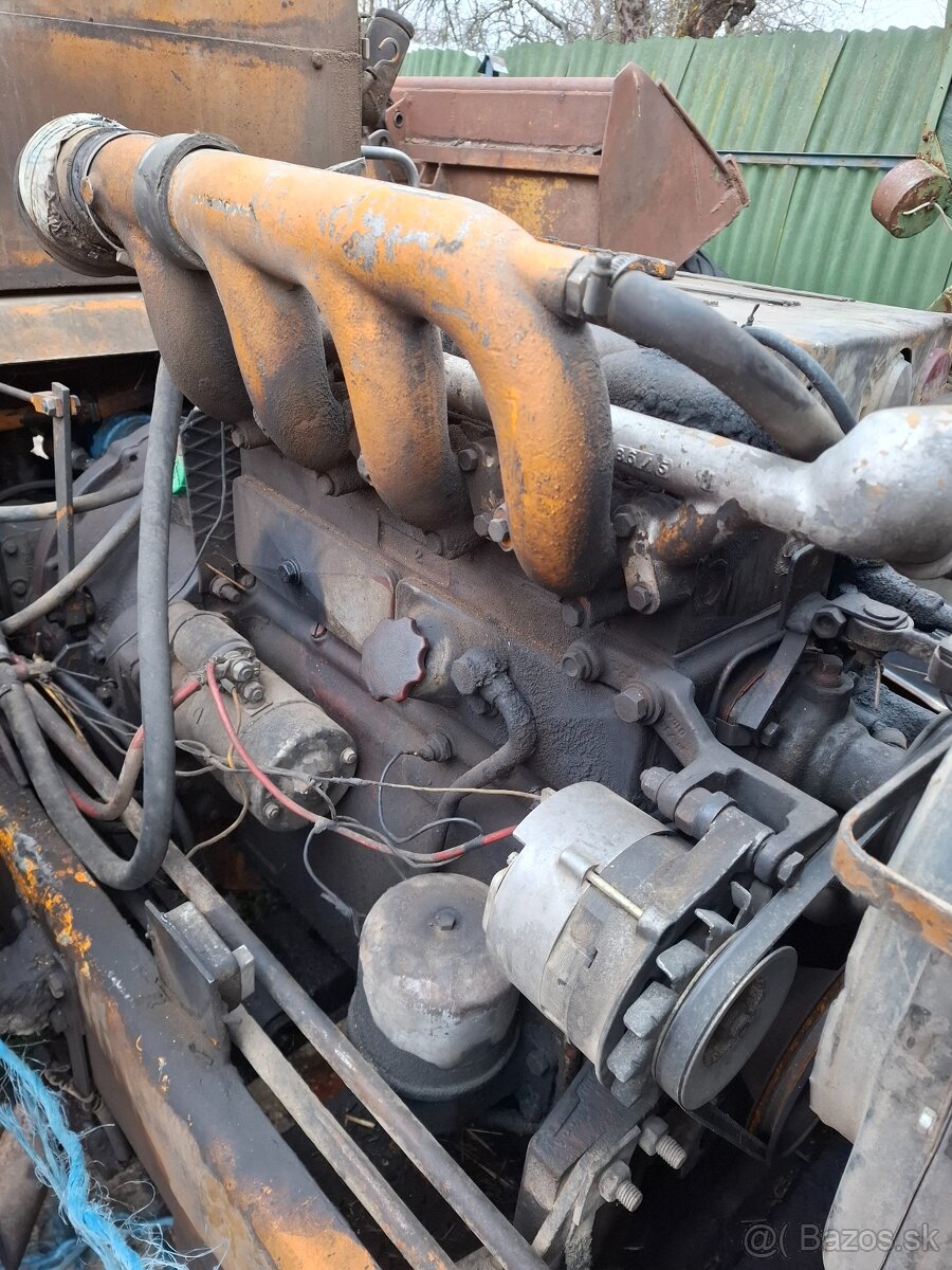 Nakladac hon un 053.2 4x4 - 4