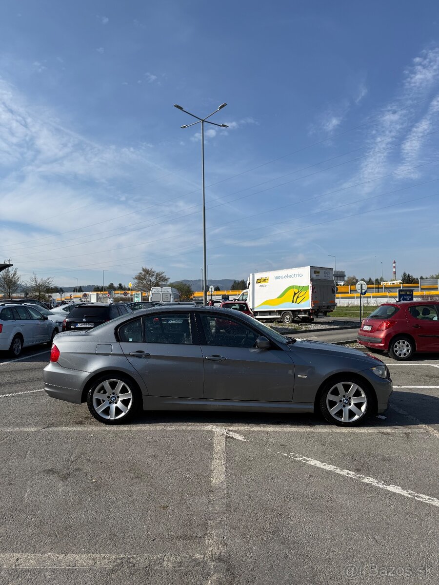 BMW 318d Aut. E90 facelift - 4