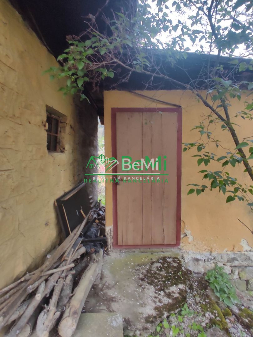 Rekreačná chalupa Kolárovice, okres Bytča, 351m2 - 4