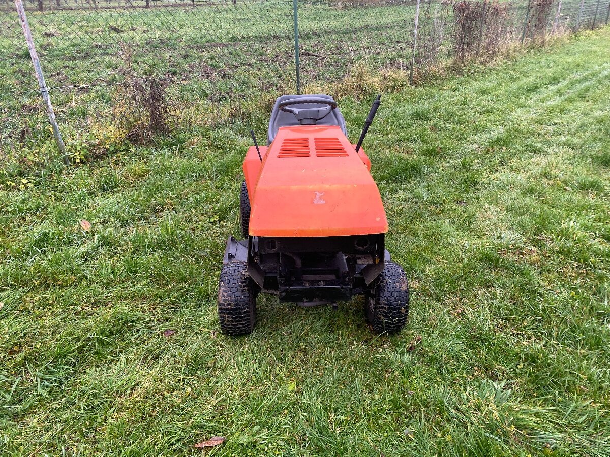 Záhradná traktorová kosačka Husqvarna LT960-12 - 4