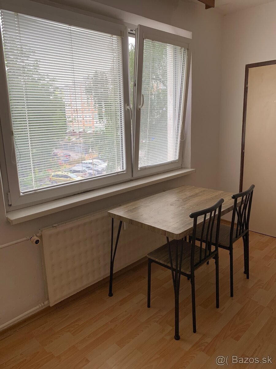 Prenájom bytu v PB - 4