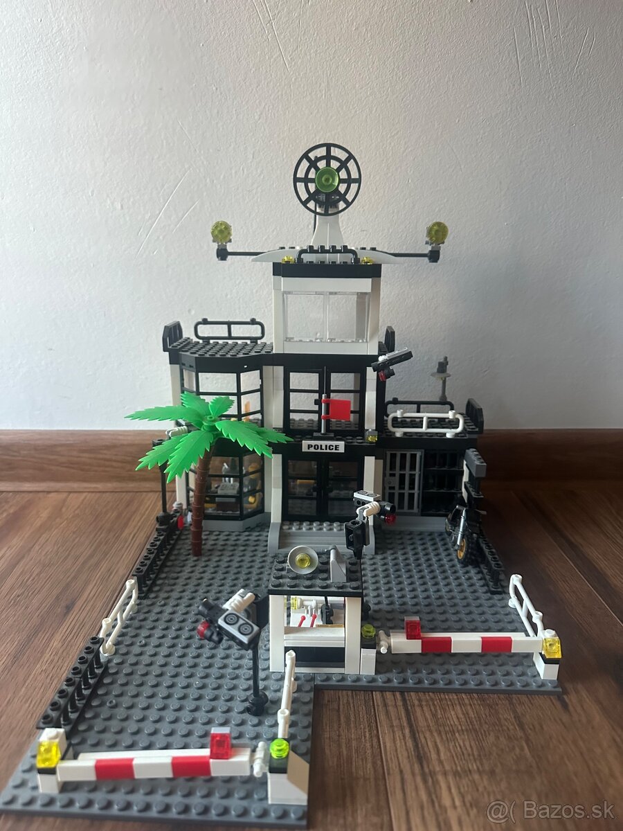 LEGO - 4